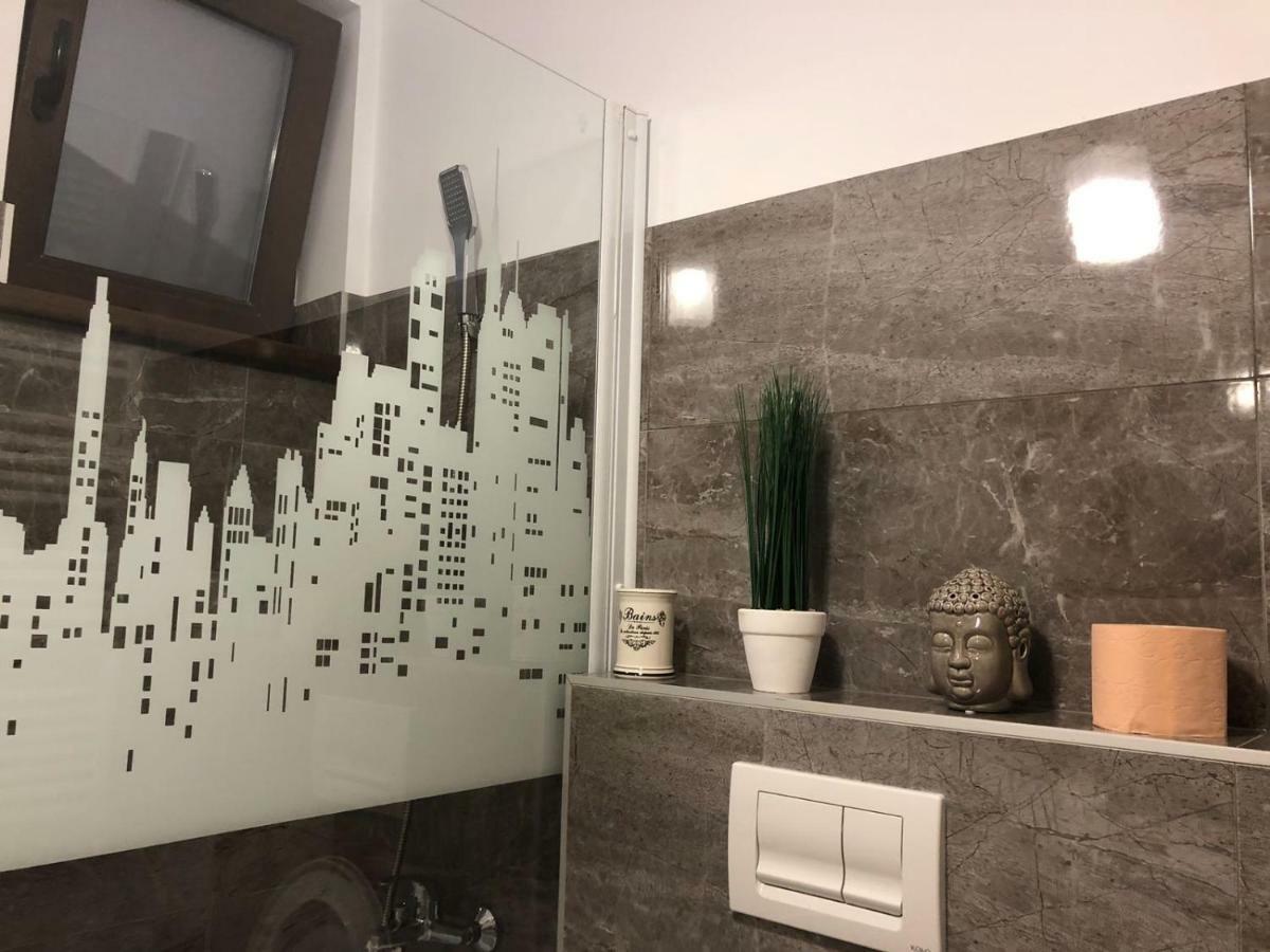 Smart Home Lux Iasi Luaran gambar